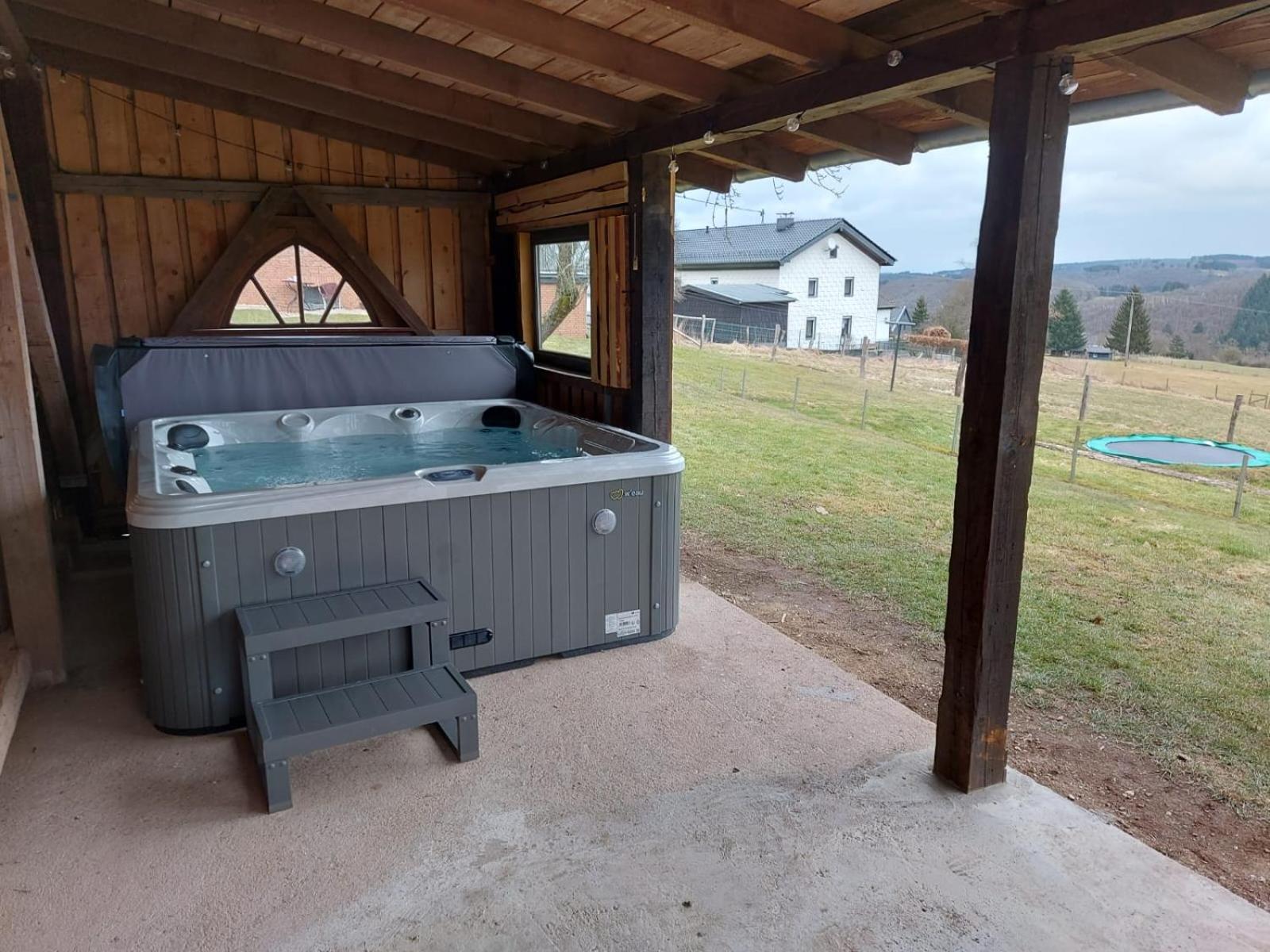Ferienhaus Hescheld With Private Jacuzzi Hellenthal Exteriér fotografie